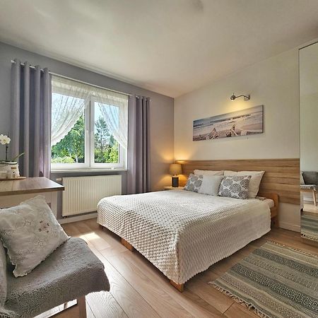 Apartament Garden- Parking, Ogrodek, Cicha Okolica Pruszcz Gdański Exteriör bild