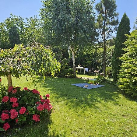 Apartament Garden- Parking, Ogrodek, Cicha Okolica Pruszcz Gdański Exteriör bild